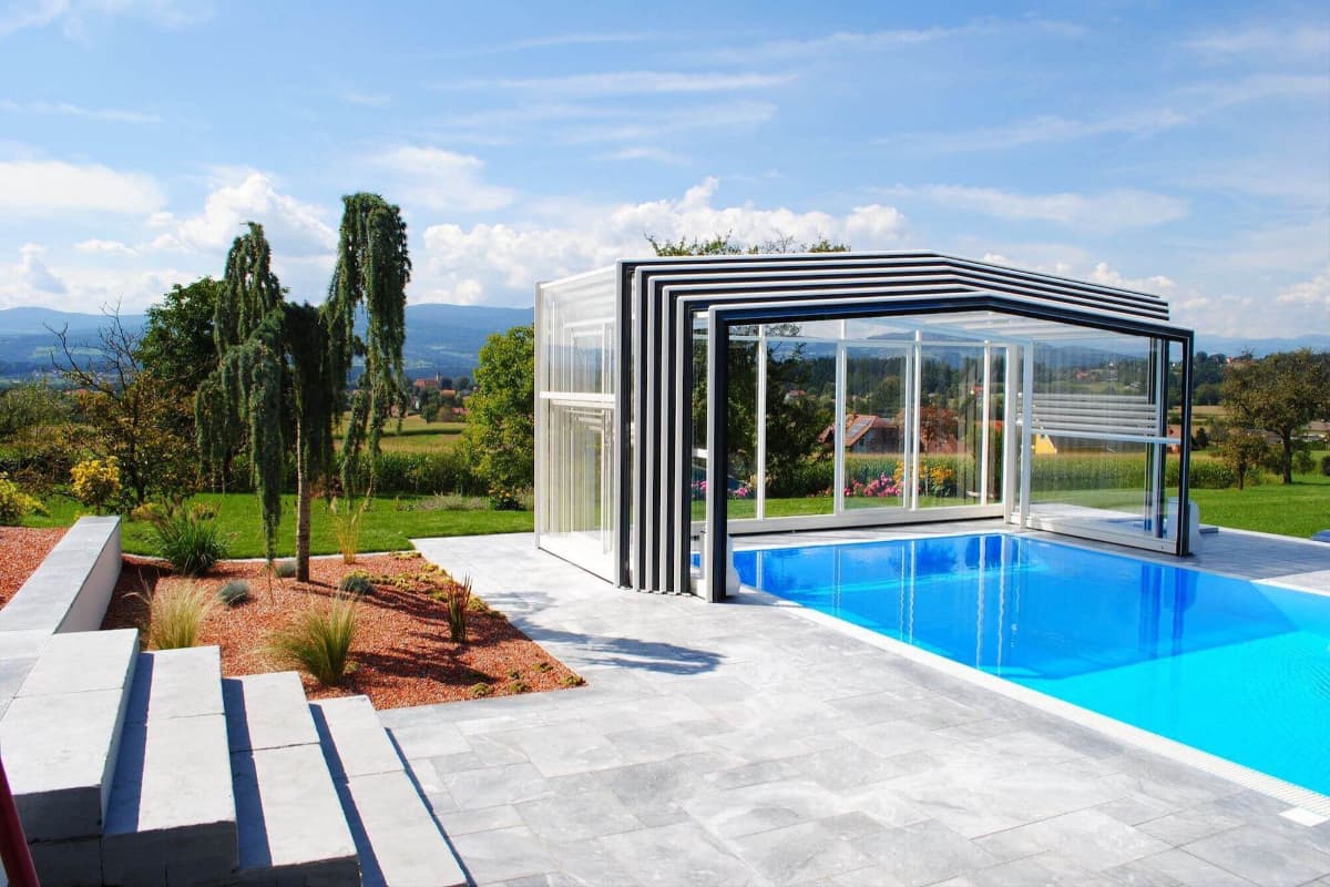 Abri GmbH – Poolüberdachungen