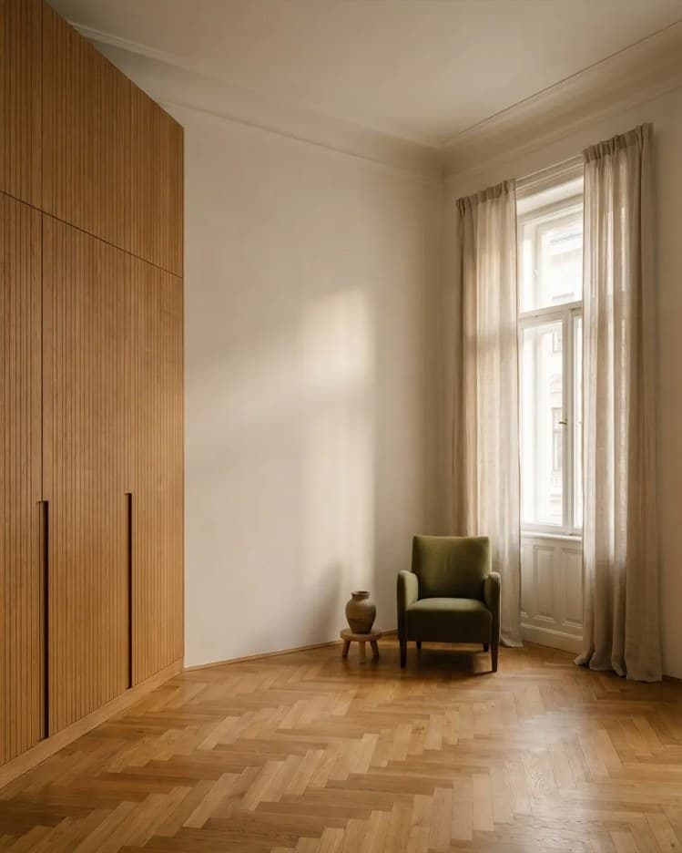 Einbauschrank nach Maß in einer Altbaunische in Wien