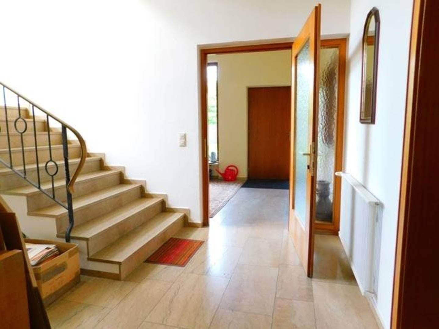 Eingang zum Bürohaus von Heinzle Immobilien in Altach